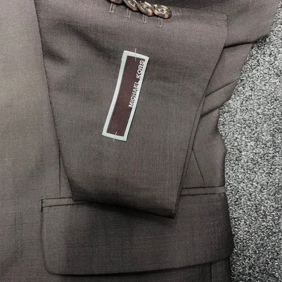$695 2Pcs Michael Kors Suit Wool Silk Office Men’ Size 40R Business